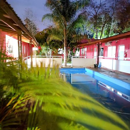 Complejo Alma Misionera Hotel Puerto Iguazu Exterior photo